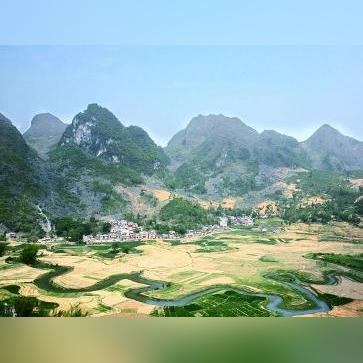 探索巴马长寿村，地理位置、最佳旅游季节与养生之道